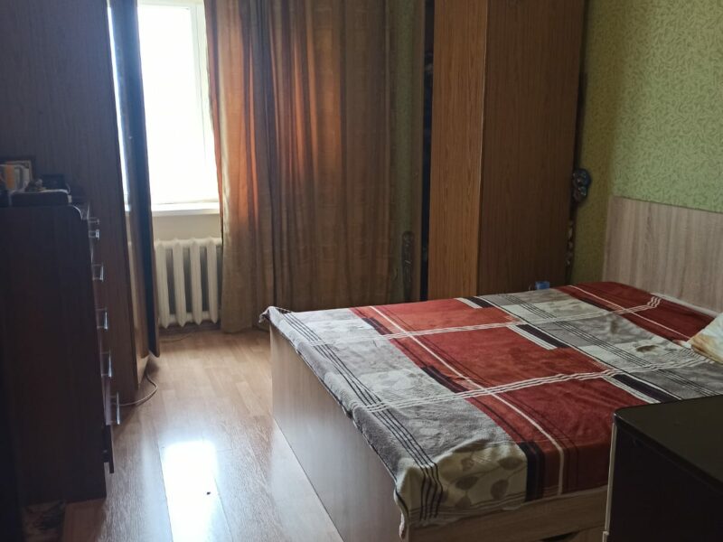 Продаётся двушка в центре с Краснокумского