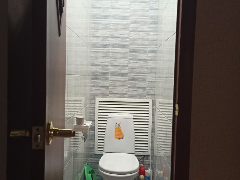 Продаётся двушка в центре с Краснокумского