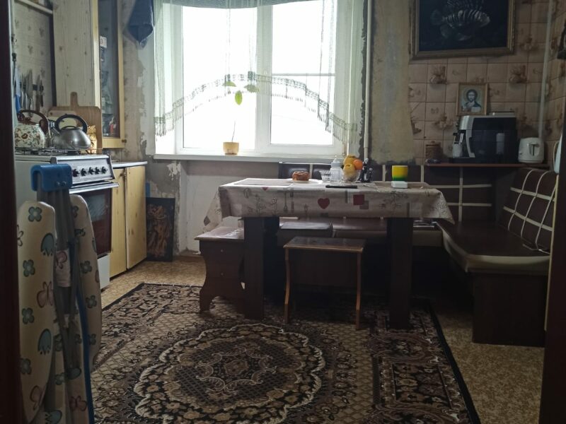 Продаётся двушка в центре с Краснокумского