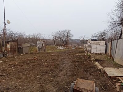 Продаю домик рядом с центром с. Краснокумского